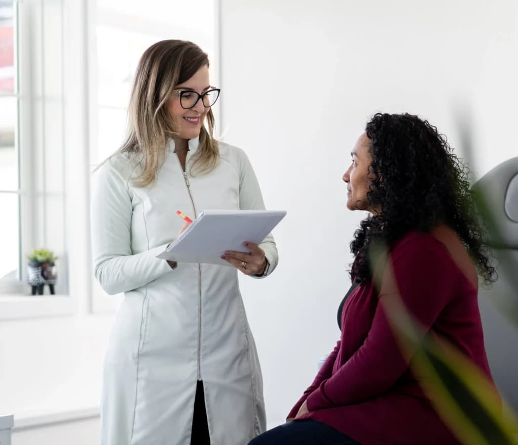 Medicaid y SNAP en riesgo: así impacta en familias latinas