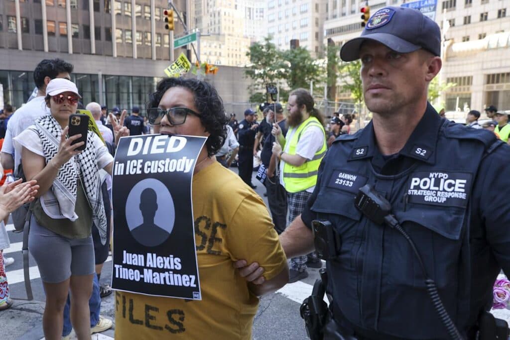 protesta migratoria que dejó 15 arrestos
