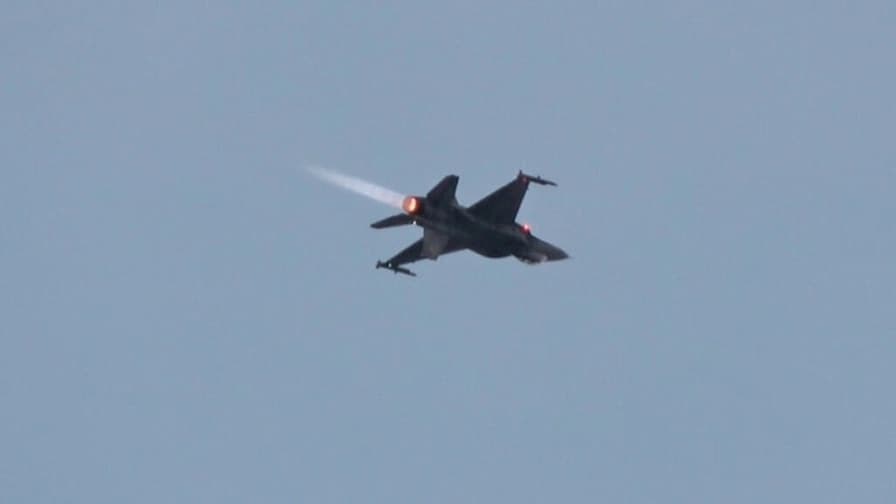 Aviones de Venezuela vuelan sobre buque de EE.UU.