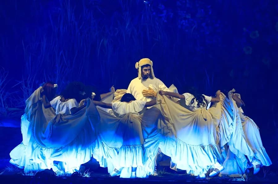 Bad Bunny transmitirá concierto por Amazon
