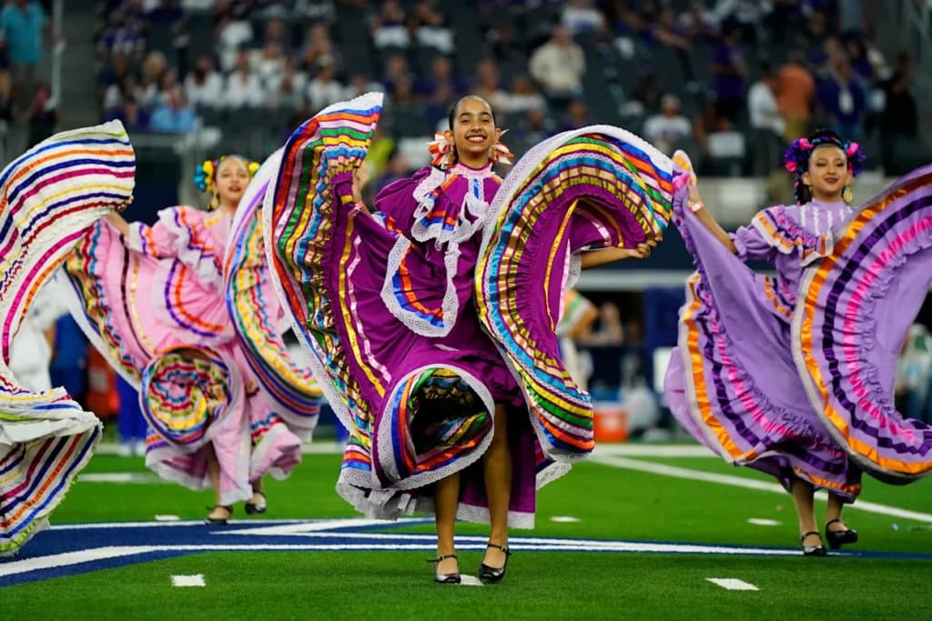ICE arruina las celebraciones del Mes de la Herencia Hispana