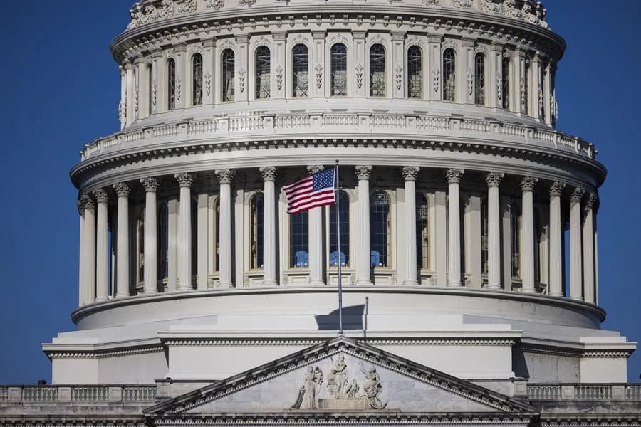 Washington aprueba polémica ley que juzga