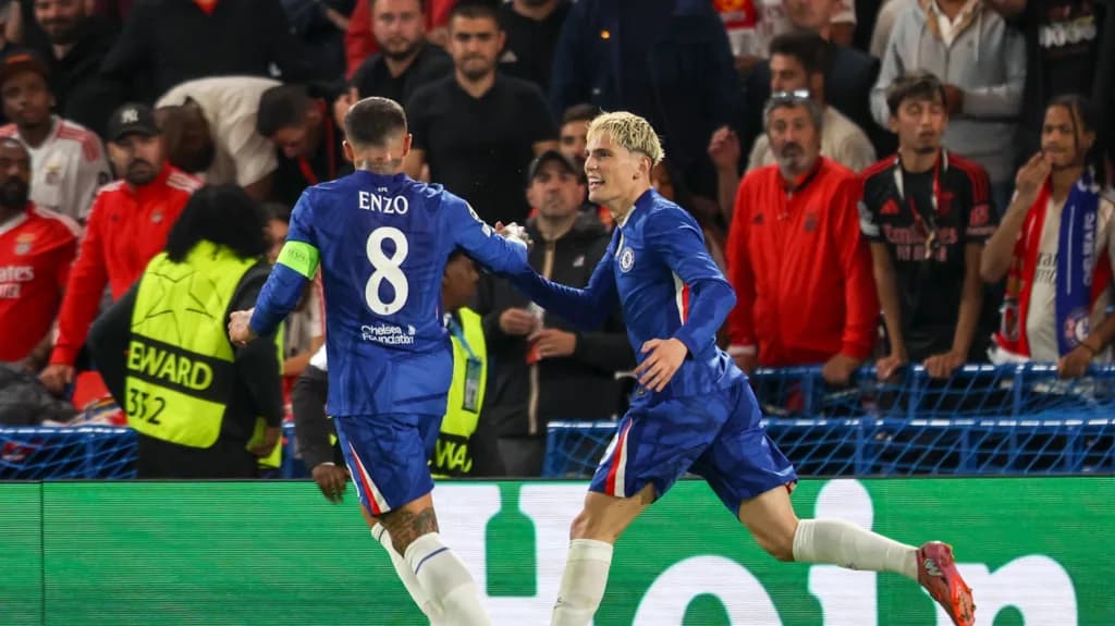 Chelsea vence a Benfica por un terrible autogol de Ríos