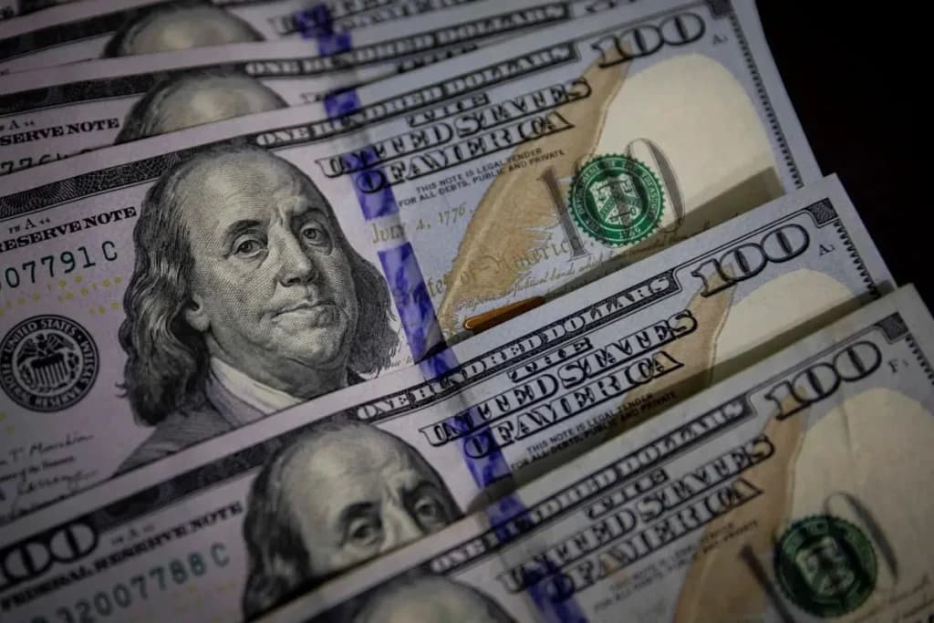 dólar se desploma