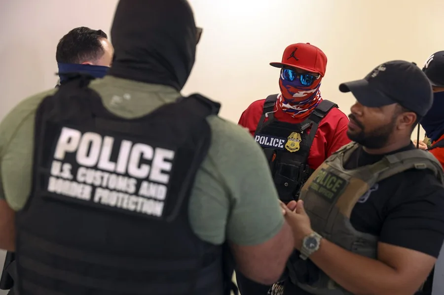 ICE anuncia redadas en Bay Area