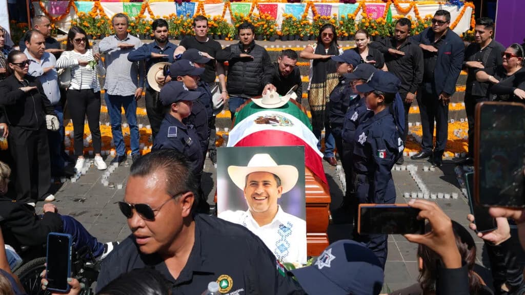 Asesinan en México al alcalde que se enfrentó a cárteles