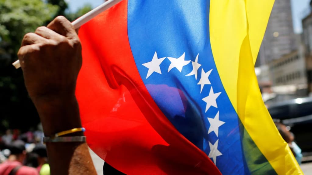 Extensión del TPS: quiénes conservan su permiso de trabajo