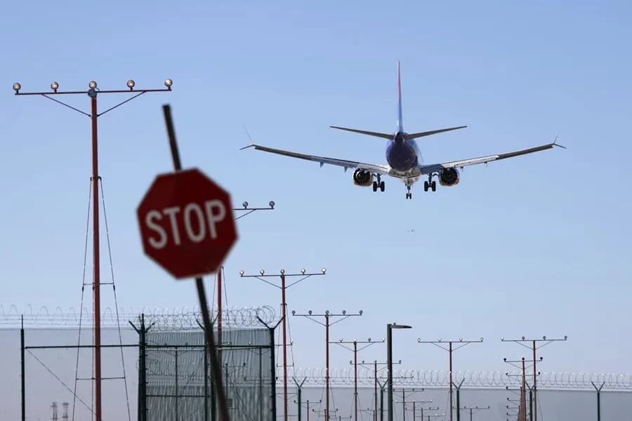 EE.UU. elimina restricciones aéreas este lunes