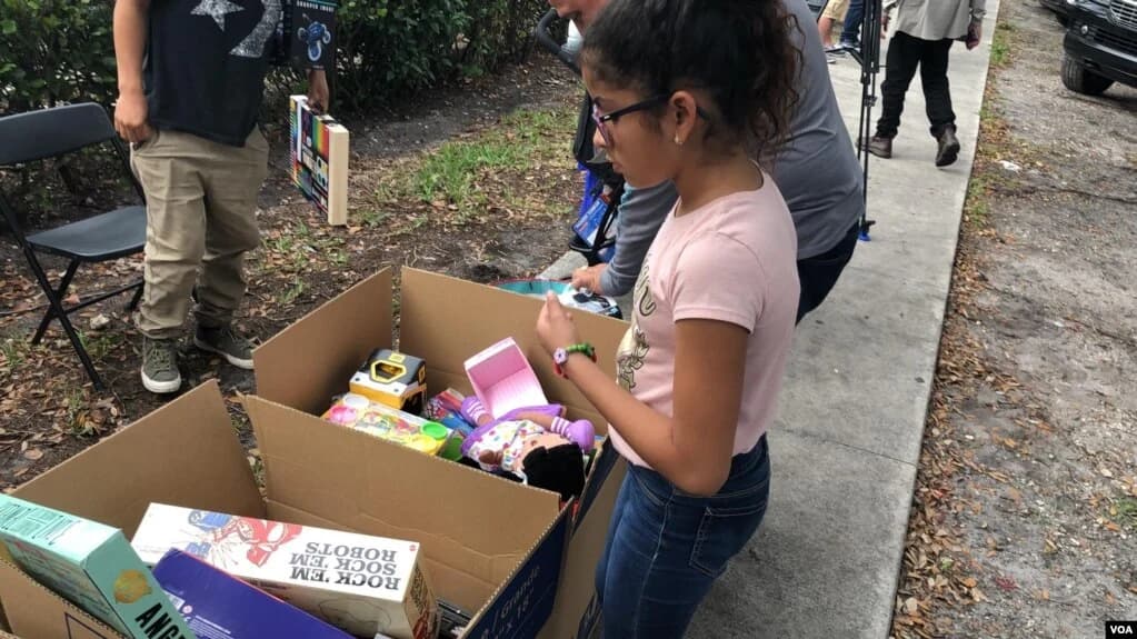 ¿Cómo donar juguetes en Los Ángeles a migrantes afectados por ICE?
