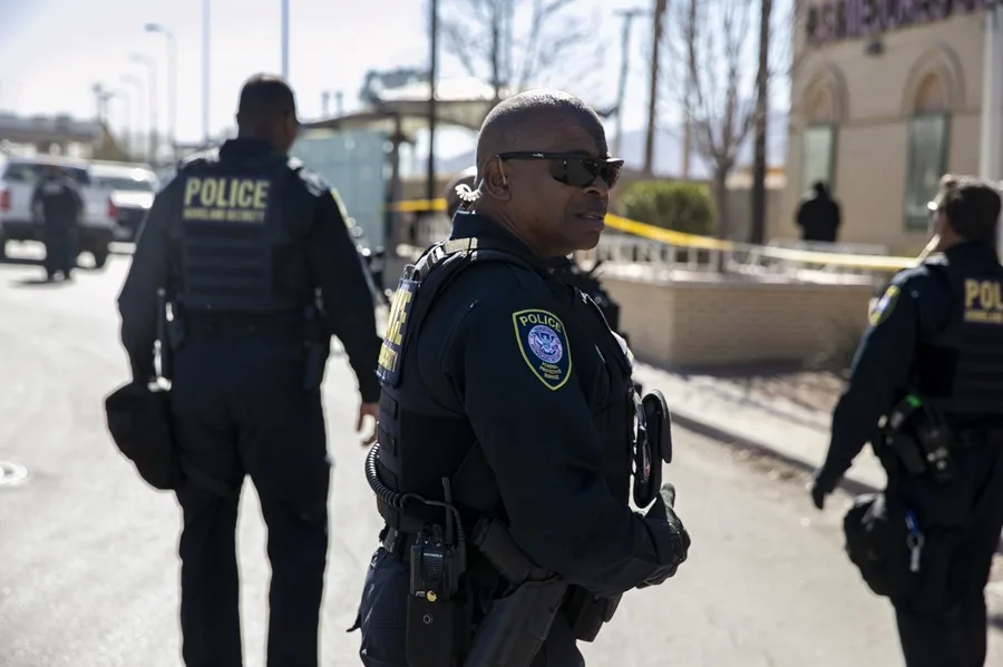 Arrestan a mujer estadounidense en operativo de ICE