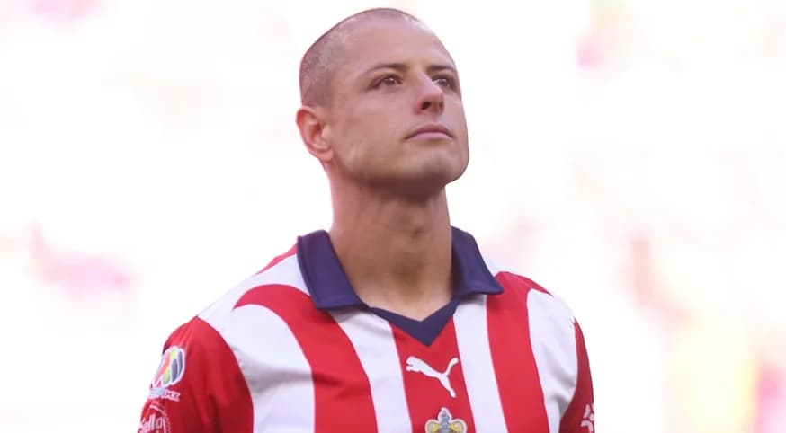 Chicharito se despide entre lágrimas de Chivas