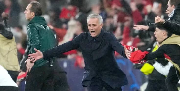 Mourinho ofrece disculpas públicas a Arbeloa: ¿qué pasó?