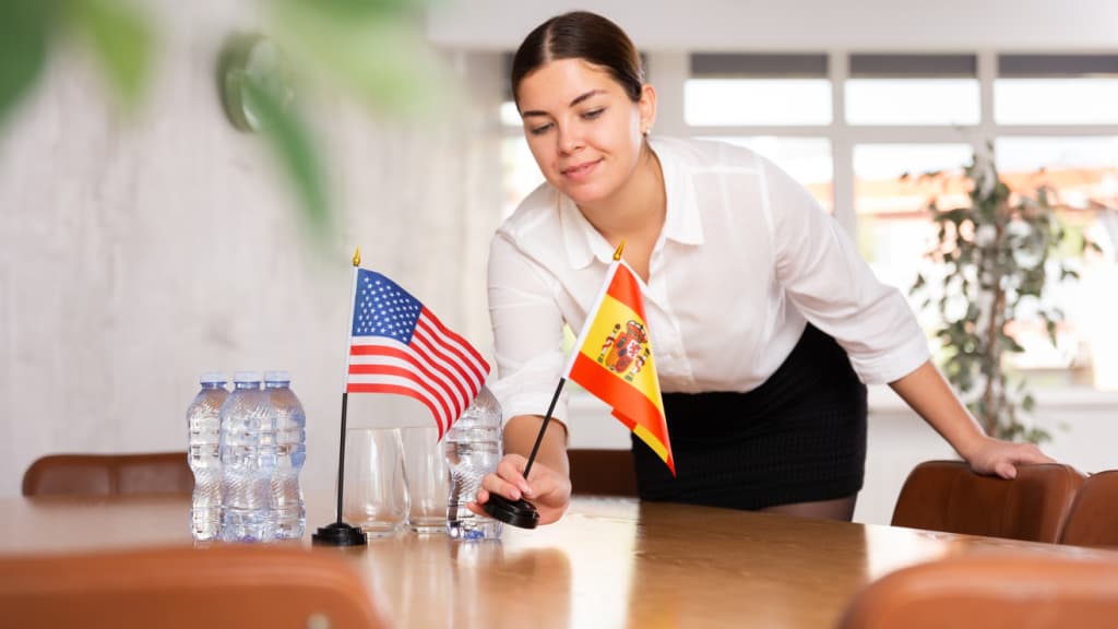 Cómo ganar bien en EE.UU. sin hablar inglés avanzado