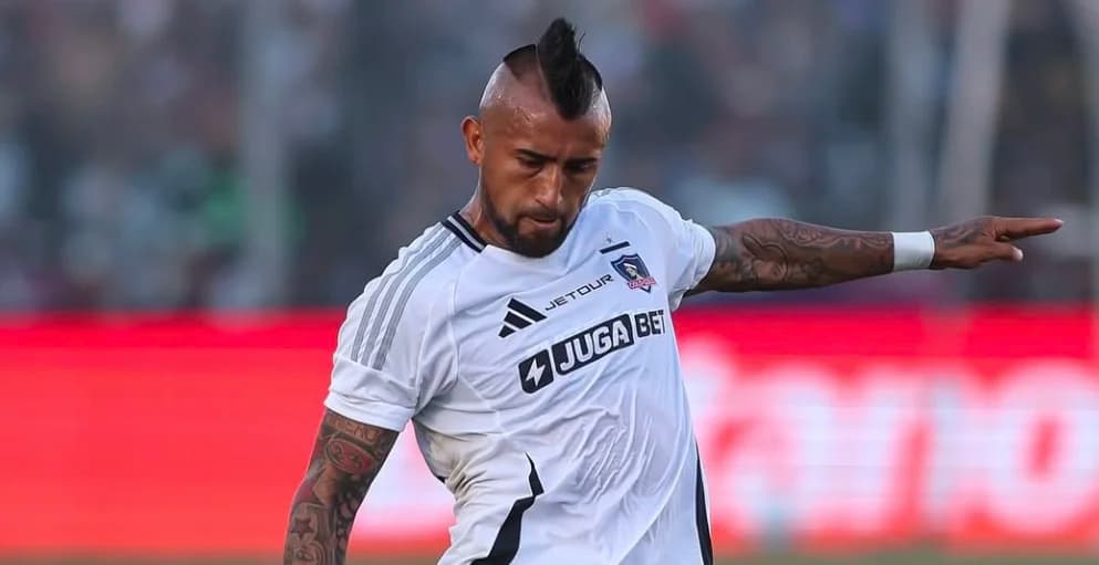 Vidal se compara con Xavi e Iniesta y desata la polémica