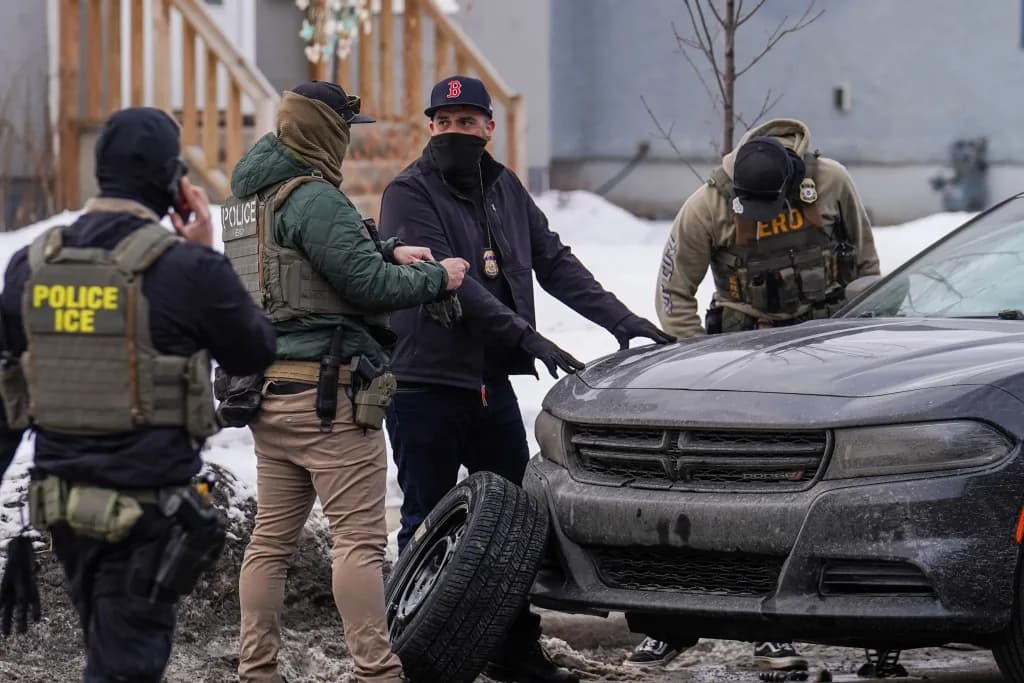 Denver ordena a su policía frenar abusos de ICE