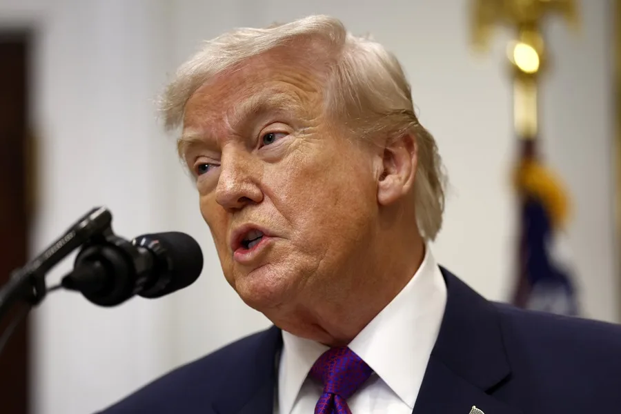 Trump arremete contra demócratas por el manejo del caso Epstein