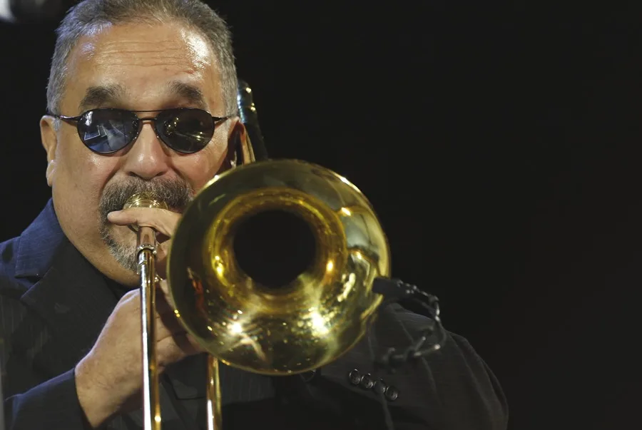 Nueva York rinde homenaje al salsero Willie Colón