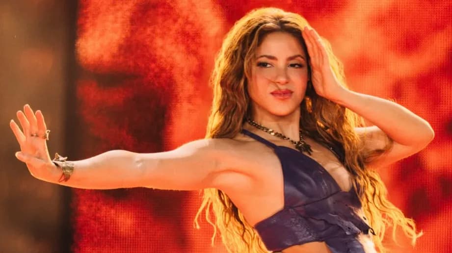 Shakira hace historia con 400 mil asistentes en el Zócalo de CDMX