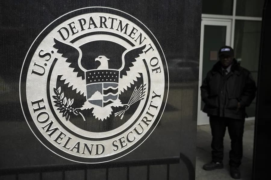 Fin del cierre del DHS