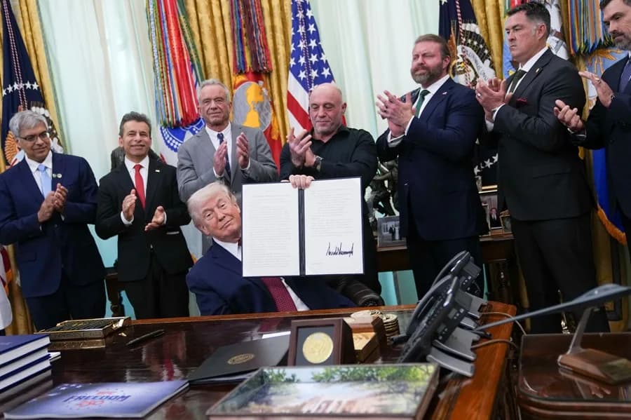 Trump acelerara el uso de psicodélicos: "¿Puedo tomar poco?"