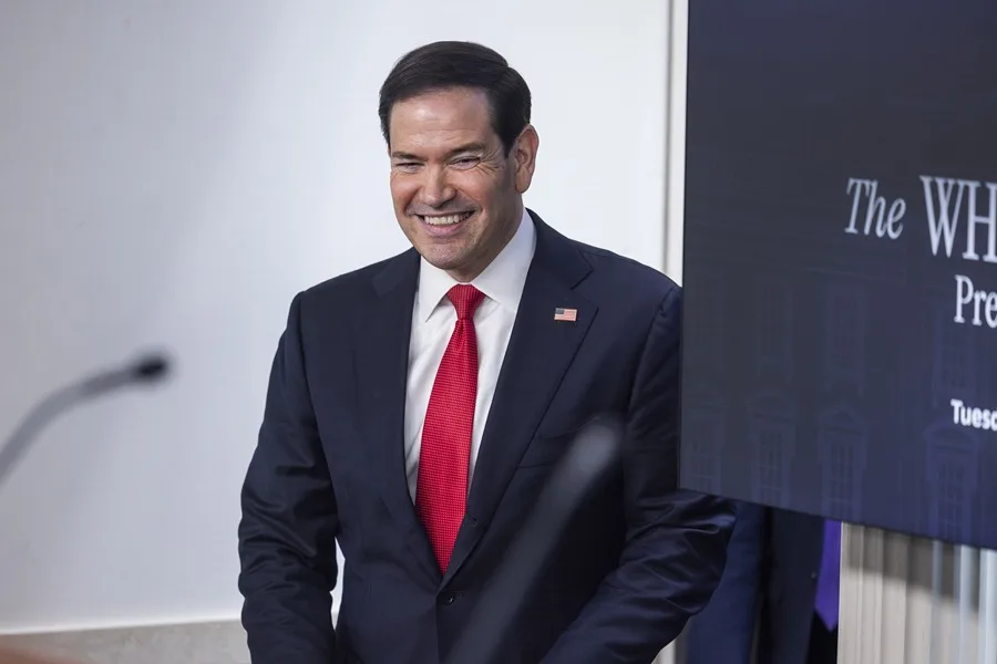 Rubio aclara polémica foto