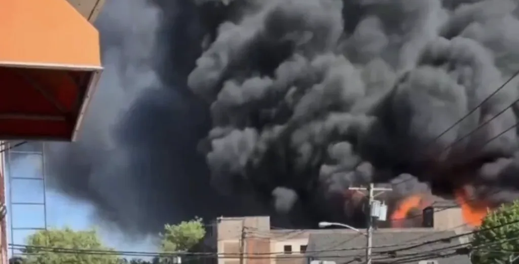 Incendio en Nueva Jersey afecta escuelas de hispanos