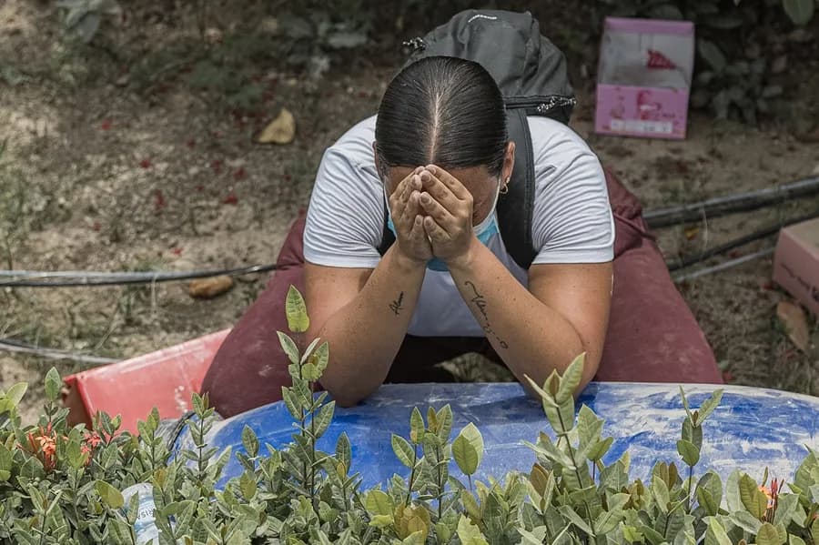 Brigada de EE.UU. rescata a madre y bebé en Venezuela