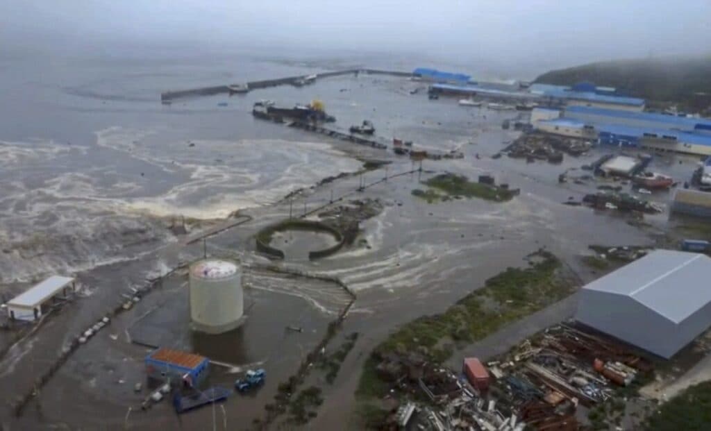 estados están en alerta de tsunami