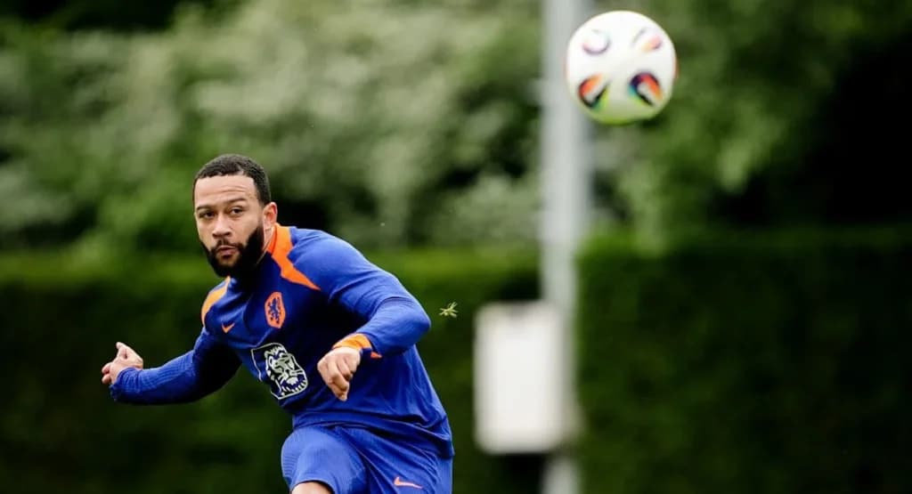 Memphis Depay podría llegar a la Liga MX con Pachuca