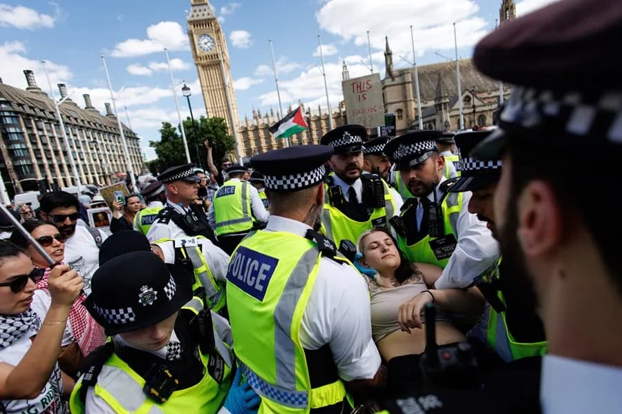 Londres: Así fue la marcha pro-Palestina que dejó 466 arrestos
