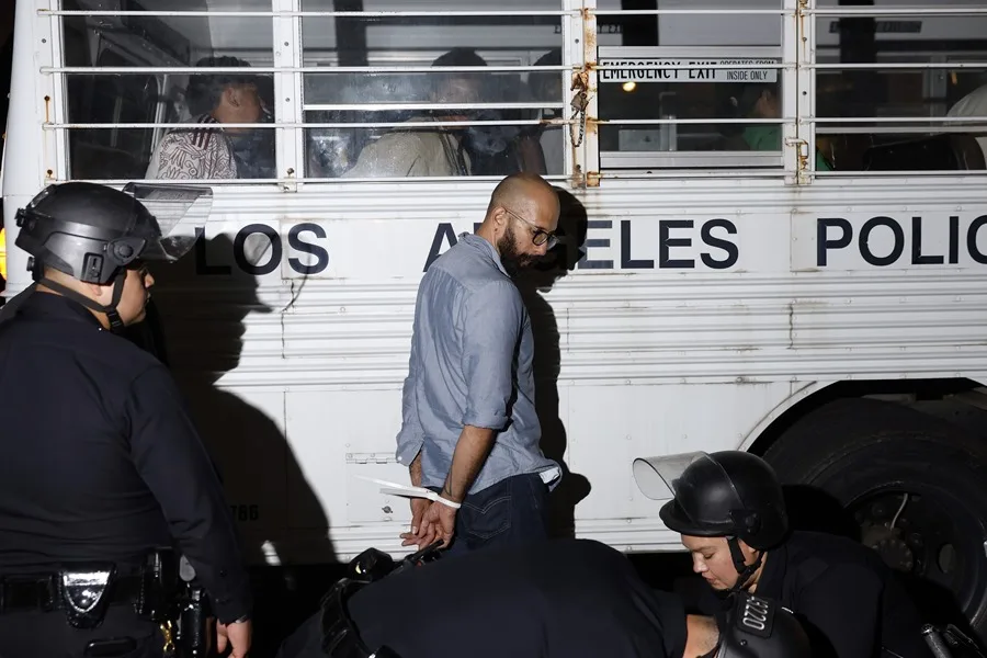 ¿Qué se sabe de los 500 mexicanos detenidos por ICE en Los Angeles?
