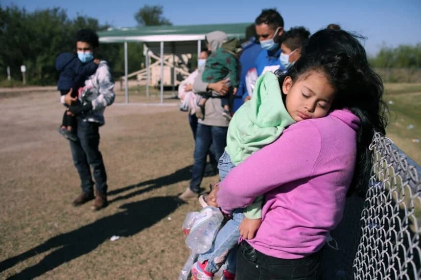 Apoyo económico para inmigrantes en DC: cómo y dónde solicitarlo