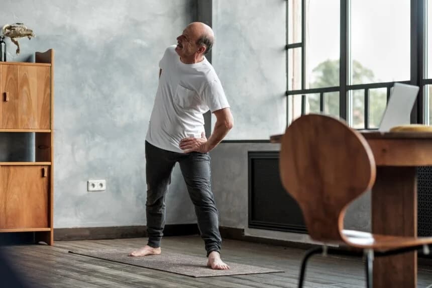 Ejercicios para mayores de 60: mantente activo sin salir de casa
