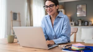 5 Well-Paid Remote Jobs for Latinos in Chicago