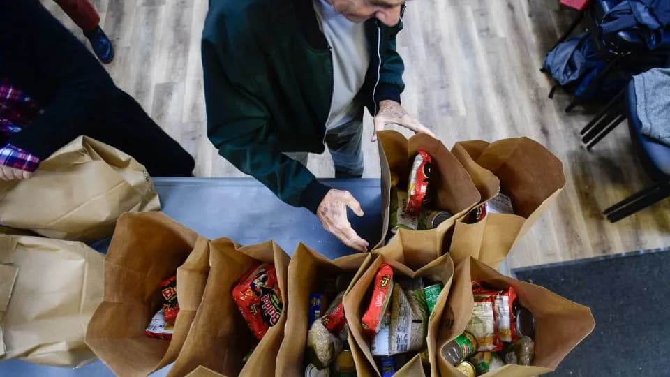 Cupones de alimentos del SNAP: el Gobierno de Trump solo proporcionará la mitad de los beneficios en noviembre