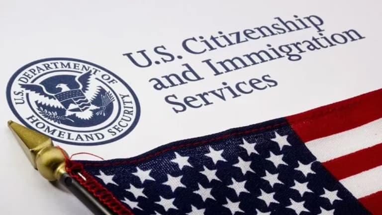 How to Apply for U.S. Citizenship Without Paying Any Dollars