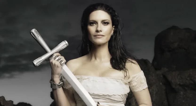 El nuevo álbum de covers de Laura Pausini, artistas incluidos