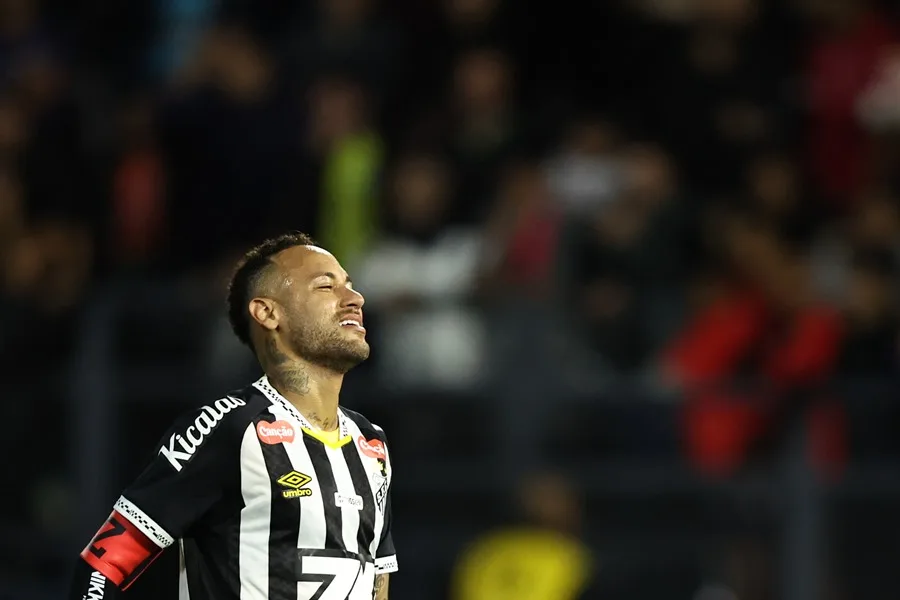Neymar cada vez más cerca de renovar y seguir en Santos