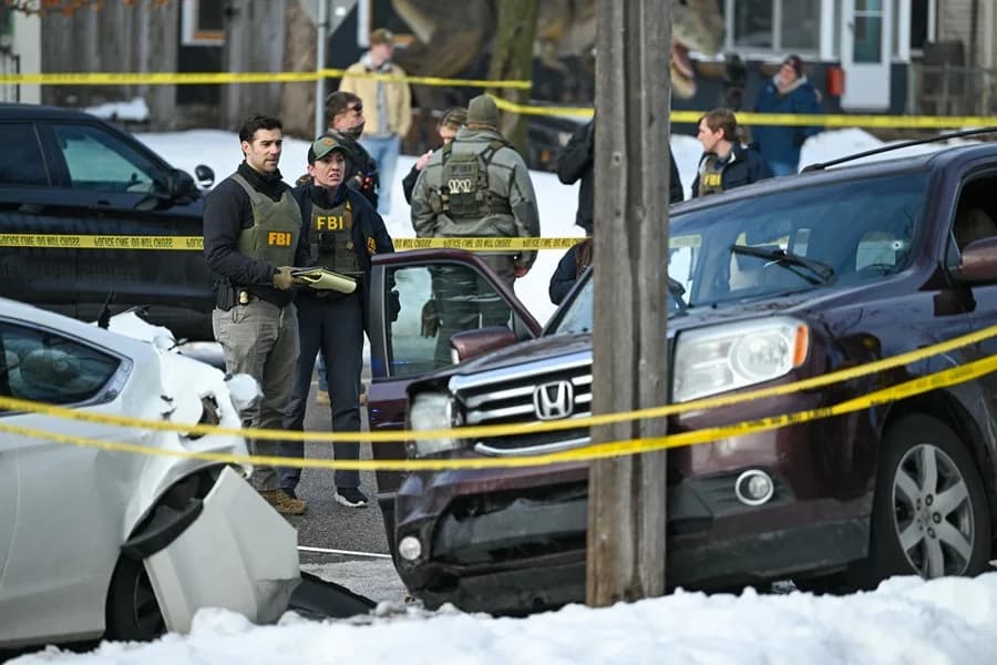Agente de ICE habría estrangulado hasta la muerte a migrante
