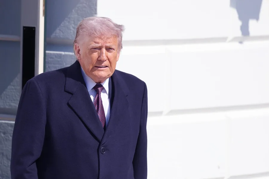 Trump dice que tal vez opte por «una toma de control amistosa de Cuba»