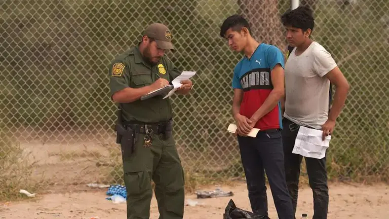 DHS reconoce errores en su lista de “peores de los peores” inmigrantes