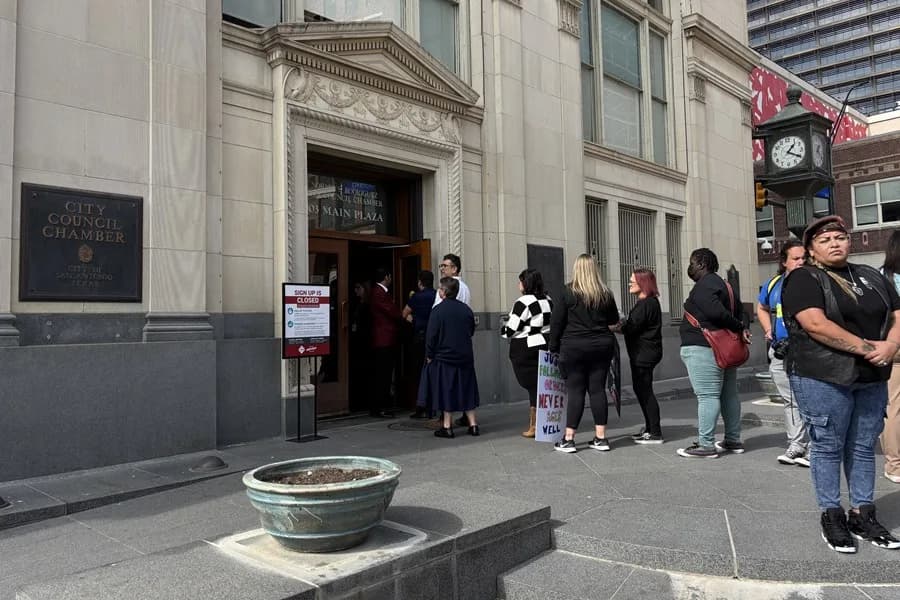 ICE no podrá rastrear a inmigrantes