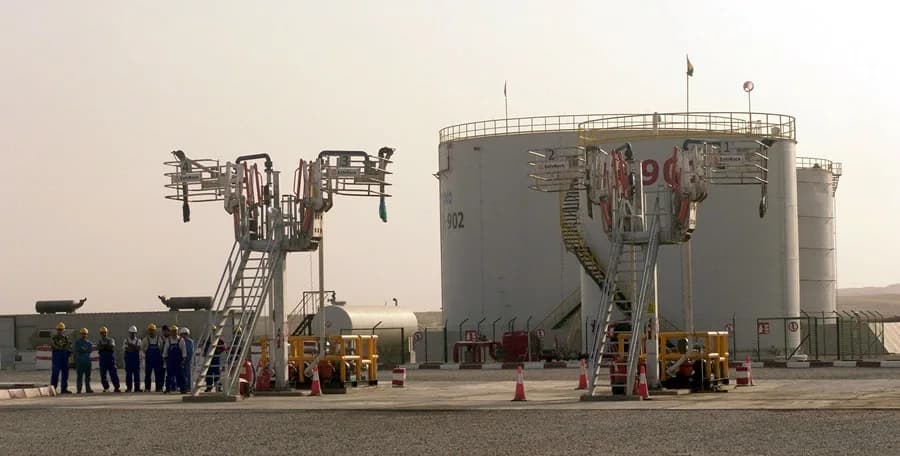 Países liberarán 400 millones de barriles de petróleo