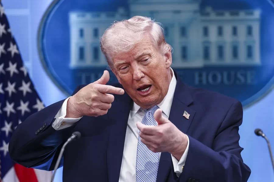 Trump refuerza tropas en la región