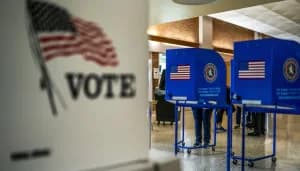Latino Vote in Texas Complicates Greg Abbott’s Reelection Bid and Gives Hope to Hinojosa