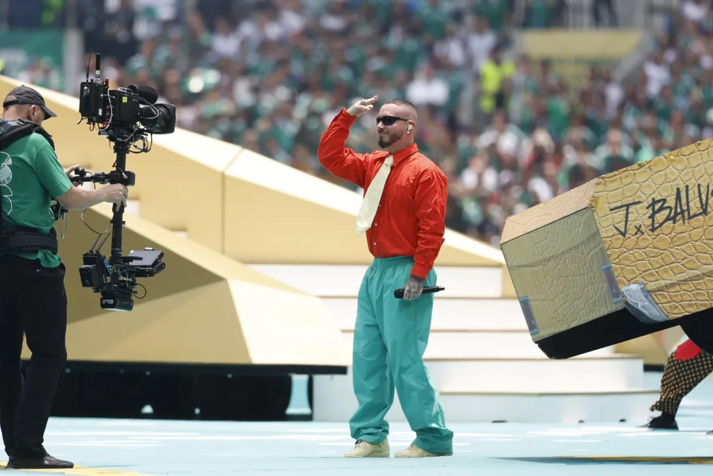 J Balvin rinde homenaje a la cultura mexicana en el Mundial 2026