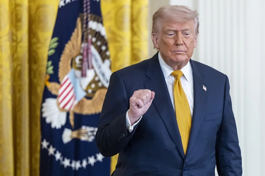 Trump promete bajar la gasolina