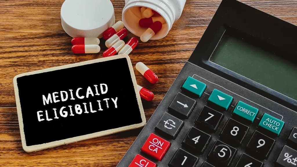 Trump aclara límites a Medicaid: Quiénes quedan exentos