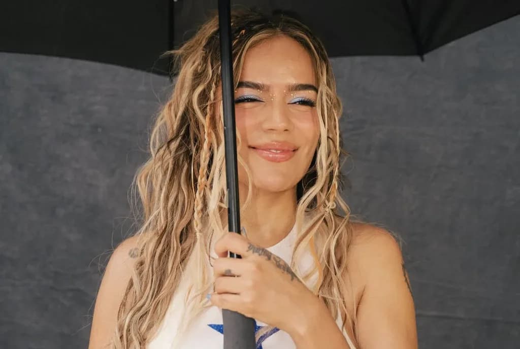 Karol G enciende Chicago con el inicio de su “TropiTour”
