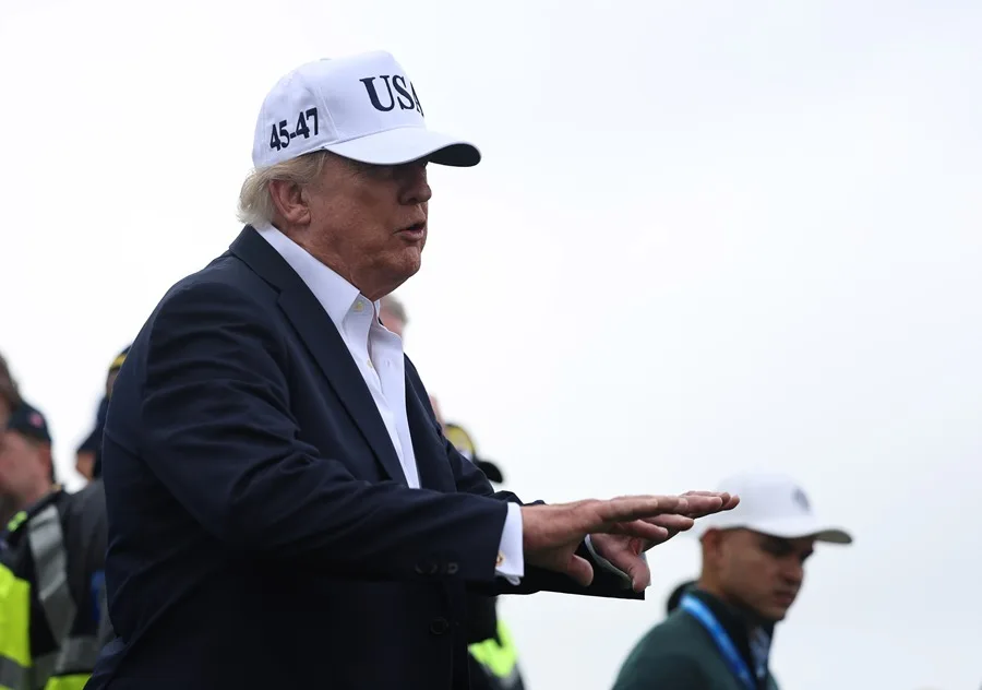 ¿Por qué más refinerías de Trump no bajarán el precio de la gasolina?